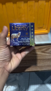 KEM DƯỠNG TRẮNG CHỐNG NẮNG CHIẾT XUẤT TỪ NHAU THAI CỪU LIBERTY ( NGÀY VÀ ĐÊM ) 30gr - HX2183