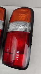 [READY STOCK] Toyota Landcruiser 80 HDJ80 HDJ81 HZJ80 Rear Tail Light Tail Lamp Lampu Belakang Land Cruiser 80 Ninja 80