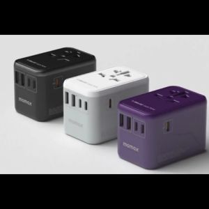 Universal Travel Adaptor Charger GaN MOMAX 1-World Fast Charging Type C 17W 20W 35W 65W 70W 100W 140W USB Multi Port Internasional