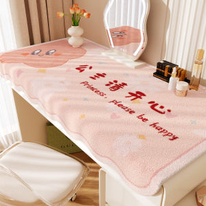 XXM | Multifunctional Cartoon Beauty Makeup Protective Table Pad Fluffy Winter Design Vanity Mat