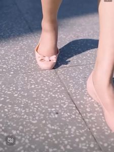 MELISSA SIMPLE FLAT SHOES ( SIZE 37 - 40 )