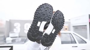 รองเท้าผ้าใบผู้หญิง FASHOIN สไตล์เกาหลี ทนต่อการสึกหรอ กันลื่น น้ำหนักเบา ลุคสตรีท