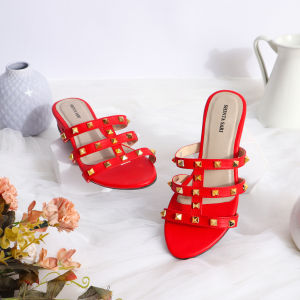 Sandal Heel Wanita Tali Piramid Sandal Selop Wanita Heel 3cm