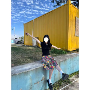 Áo Thun Nữ Tay Ngắn Mùa Hè Thiết Kế Mới Phong Cách Hàn Quốc Ôm Vừa Vặn Vai Áo Thun Cotton Dệt Kim Cổ Tròn Thường Ngày