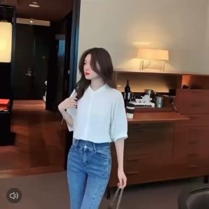 เสื้อเชิ้ตสีขาวคอปกผู้หญิงแขนห้าส่วนสำหรับฤดูร้อน 2024 สไตล์ใหม่อารมณ์ด้านบนแขนสั้นแสดงเสื้อเล็ก ๆ น้อย ๆ สไตล์ญี่ปุ่น