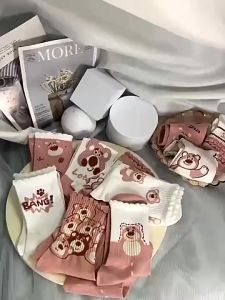 Tất gấu dâu sét 10 đôi tất gấu dâu cổ cao hàng đẹp nhiều hình rễ thương giãn 4 chiều vớ nữ phong cách Vintage