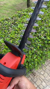 JUMBO จัมโบ้ เครื่องตัดพุ่มไม้รุ่น JCTH-505 เครื่องตัดพุ่ม แต่งกิ่งไม้ เครื่องแต่งพุ่มไร้สาย เครื่องตัดไฟฟ้า เครื่องตัดไม้ ใช้งานง่าย แต่งสวน เครื่องแต่งพุ่มไม้ เครื่องมือช่าง อุปกรณ์บ้านและสวน