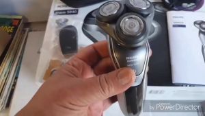 Máy cạo râu khô và ướt cao cấp Thương hiệu Philips Norelco Serial 5000 S5940/88 - NHẬP KHẨU HÀ LAN BẢO HÀNH 2 NĂM