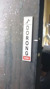 Papan Tanda Akrilik Tarik Dorong PULL PUSH GESER 2 pcs (per pasang) SIGN BOARD AKRILIK / STICKER / STIKER TANDA PINTU