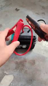 Portable Car Battery Jump Starter For Makitas Lithium Battery Jumper Box Dual USB Battery Pack Quick Charging Automotive