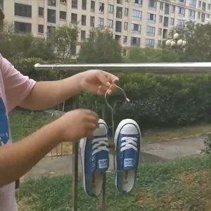 Móc Treo Phơi Giày Dép Quần Áo Bằng INOX Dày 4mm / Giá treo giày dép tiện lợi nhanh khô khung móc cứng cáp có thanh ngang dưới đáy giúp giữ Dáng giày