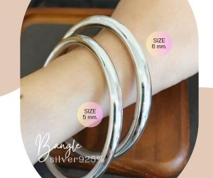 กำไลข้อมือเงินแท้92.5% แบบโปร่ง กำไลแบบปิด(แบบสวมเข้ามือ) ขนาด 5mm.-6mm.(เนื้อเงินแท้)