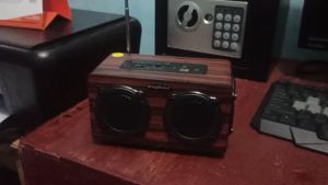 PENGIRIMAN CEPAT Kingneed Bluetooth Speaker FM Radio Wood Design S409 / speaker bluetooth full bass outdoor portable suara kencang keras / speaker komputer pc full bass aktif usb laptop mini