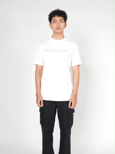 Greenlight Kaos Pria Lengan Pendek Regular Fit Katun Found C060625