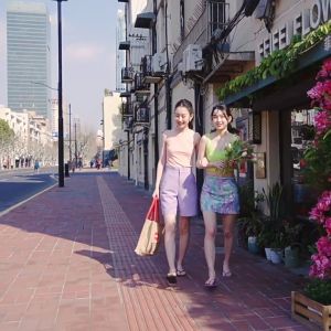 Havaianas New Fashion square head slippers for women flip flops for women can be worn outside in summer