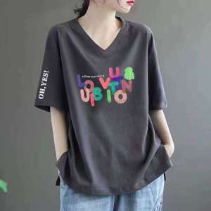 เสื้อยืดแขนสั้นผ้าฝ้ายทรงหลวมสไตล์เกาหลีสำหรับผู้หญิงในช่วงฤดูร้อนปี 2025 ทรงหลวม สไตล์เกาหลี ทรงหลวม เสื้อยืดลายพิมพ์