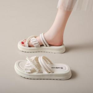 รองเท้าแตะผู้หญิง กันน้ำ ใส่ไปเที่ยวชายหาด รองเท้าแตะพื้นหนา สวมใส่ได้ทุกวัน รองเท้าแตะแบบสวม พื้นยาง รองเท้าแตะแฟชั่น