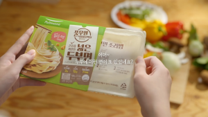 [Original] 두부면 Pulmuone Tofu Noodle (เส้นเต้าหู้) 100g