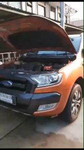 โช็คฝากระโปรง หน้า Ford Ranger Raptor Everest 2015-2021 (ฟอร์ด เรนเจอร์ เร็ปเตอร์ เอเวอร์เรส) 1 คู่ แทนของเดิม ค้ำฝากระโปรง OEM รับประกัน 1 ปี