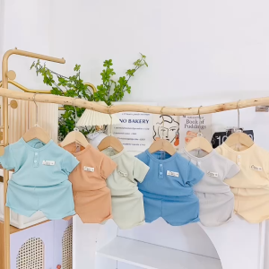 [B08] Bộ quần áo cộc tay cổ TRỤ xuất hàng chất thun tăm lạnh mát mịn cho bé trai và bé gái từ 4 - 15kg - DH KIDS