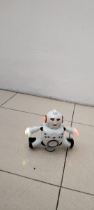 Mainan Robot Dance with Music: Mainan Anak Robot Joget Menari dan Berputar dengan Lampu dan Musik