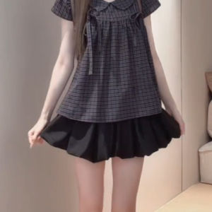 YIFANSHI | Black Fluffy Slimming High-Waist A-Line Half Skirt