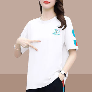 ชุดกางเกงขาสั้นสองชิ้นสำหรับผู้หญิง ฤดูร้อน 2025 แฟชั่นใหม่ ลดอายุ บาง หลวม กระชับสัดส่วน ลำลอง ออกกำลังกาย รำ สองชิ้น