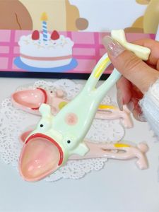 Thìa Gốm Bò Ngốc Xinh Dễ Thương Cho Bé Gái Thìa Đựng Đồ Ăn Có Thiết Kế Miệng Lớn Trang Trí Nhà Bếp Quà Tặng Sáng Tạo