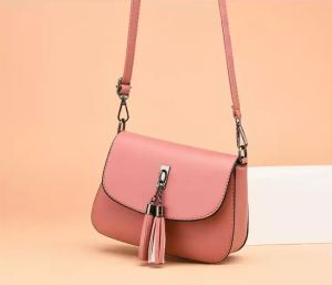 Tas HP Wanita 2025: Tas Selempang Mini & Desain Modern