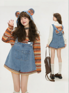 KEIKO | Detachable Hat Jeans Shorts