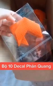 Bộ 10 Chiếc Tem Dán Phản Quang Hình Mũi Tên Dán Đuôi Xe Ô Tô Cảnh Báo An Toàn