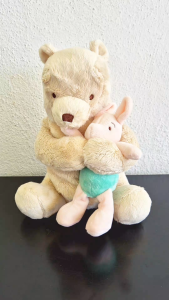 Rainbow Designs Hundred Acre Wood lullaby musical plushie - Winnie the Pooh & Piglet