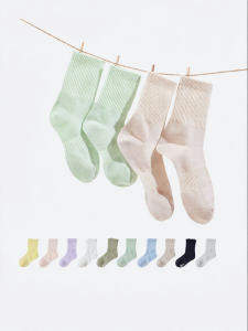 Q21 | Sweat-wicking Antibacterial Odor-preventing Mid-Calf Socks