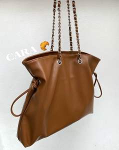 พร้อมจัดส่ง 🥐 Cara กระเป๋าสะพายไหล่ หนัง pu