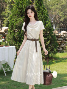 Đầm Ngắn Tay Elegante Mùa Hè Pháp Dáng Ôm eo