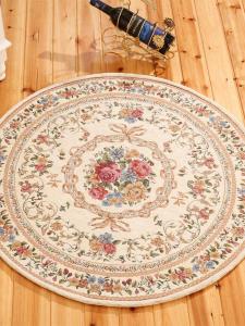 Round Floral Jacquard Hand-washable Carpet