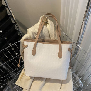 ความจุขนาดใหญ่ ผู้หญิง กระเป๋าโท้ตใต้วงแขนไหล่เดี่ยวกระเป๋าเดินทาง ทันสมัย 2022 กระเป๋าถือสไตล์ใหม่ นุ่ม วัสดุ PU