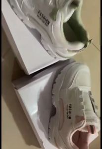 LADANG ONLINE - Sneakers BESTY Sepatu Fashion Wanita Pas Untuk Hang Out OOTD NgeMall