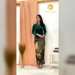 Nusa Kebaya Setalan Kebaya Floy Kartini Bahan Bludru Kebaya Kartini Modern Kebaya Kondangan