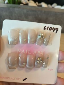 (FREE TOOLKIT) 10 PCS PRESS ON NAILS. HANDMADE NAILS SIZE L