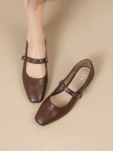 Josiny | Vintage Soft Comfortable Low Heel Mary Jane Shoes Red