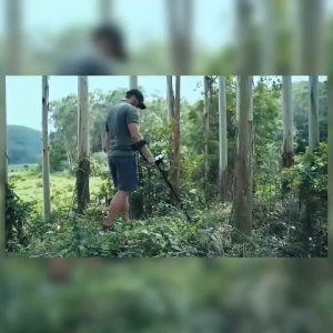 METAL DETECTOR PENDETEKSI LOGAM HINGGA 180CM IDENTIFIKASI LOGAM BERHARGA EMAS PERAK ATAU LOGAM HITAM BIASA 180 CM 1.8m 1.8 m 18 m 18m