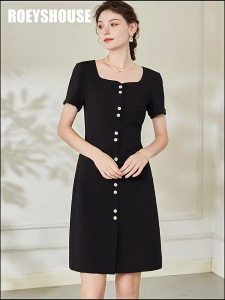 Đầm Đen Cổ Vuông Cài Nút Kiểu – Đẳng Cấp Thanh Lịch