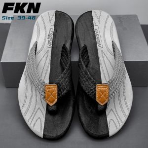 Summer slippers mens beach slippers outdoor simple and comfortable flip-flops indoor fashion breathable sandals 39-46 size
