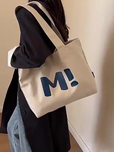 กระเป๋า กระเป๋าสะพาย กระเป๋าถือ กระเป๋าสะพายข้าง สไตล์เกาหลี ขนาด 31 x 9 x 43 cm กระเป๋า Tote Bag กระเป๋าแฟชั่น มีซิป ใบใหญ่ มี 3 สีให้เลือก