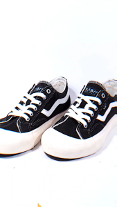 Sepatu Saba Veloz Black White - Sepatu Sneakers Casual Pria Wanita 100% Original - VLZ 01
