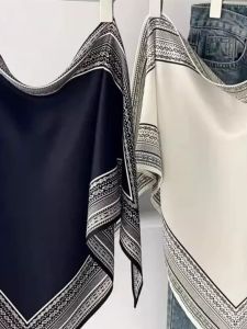 GUOQI | Versatile Stylish Travel Photography Scarf