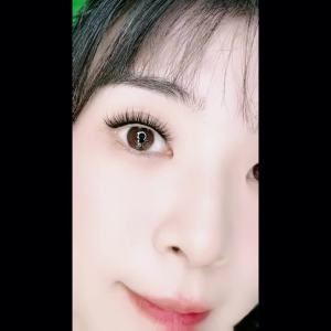 《 New Arrivals 》💗🙋‍♀️💗[ Newly upgraded formula ] Self-Applying Eyelash Extension Glue Hypoallergenic Non-Irritating Super Special False Eyelash Glue Can Be Rubbed