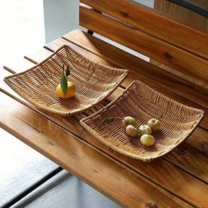 Handwoven Rattan Storage Basket Wicker Tray Picnic Basket Bread Food Plate Fruit Cake Sundries Box Tray