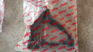 Yokomitsu ปีกนกบน+บูท+สลัก+ลูกหมาก Hiace LH112 LH125 LH172 LH184 ปีกนกบน+บูท+สลัก+ลูกหมาก ไฮเอช รถตู้ หัวจรวด